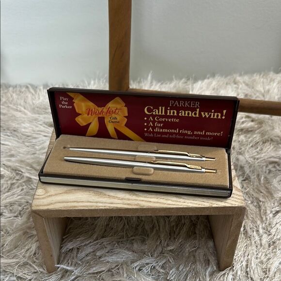 Vtg Parker Classic Ballpoint Pen & Pencil Set Stainless Steel Gold Tone Arrow - Picture 1 of 17
